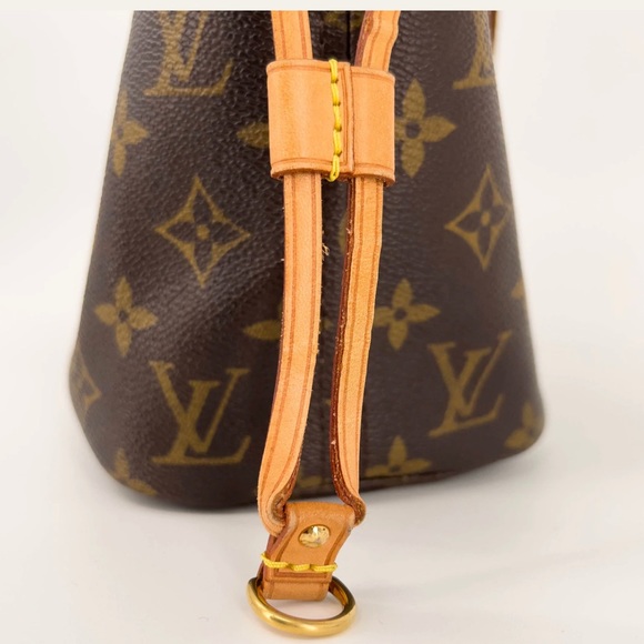 Louis Vuitton Neverfull PM - Picture 6 of 15
